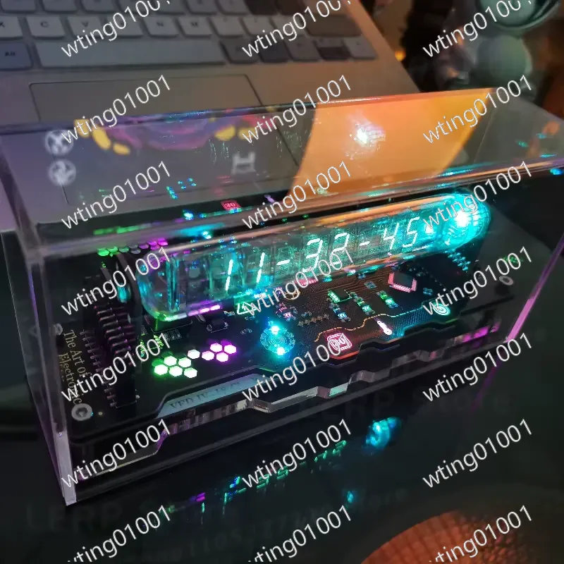 ساعة رقمية بتصميم نيكسي IV18،  - مراجعة Tech Office Vibe وسعره